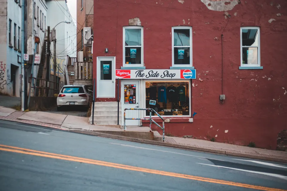 Local Landmarks and Attractions in Gladeview in Gladeview